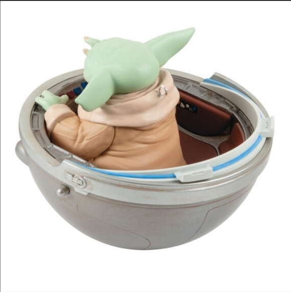NIB Hallmark Star Wars: The Mandalorian Grogu in Hovering Pram *Magic - Picture 3 of 6